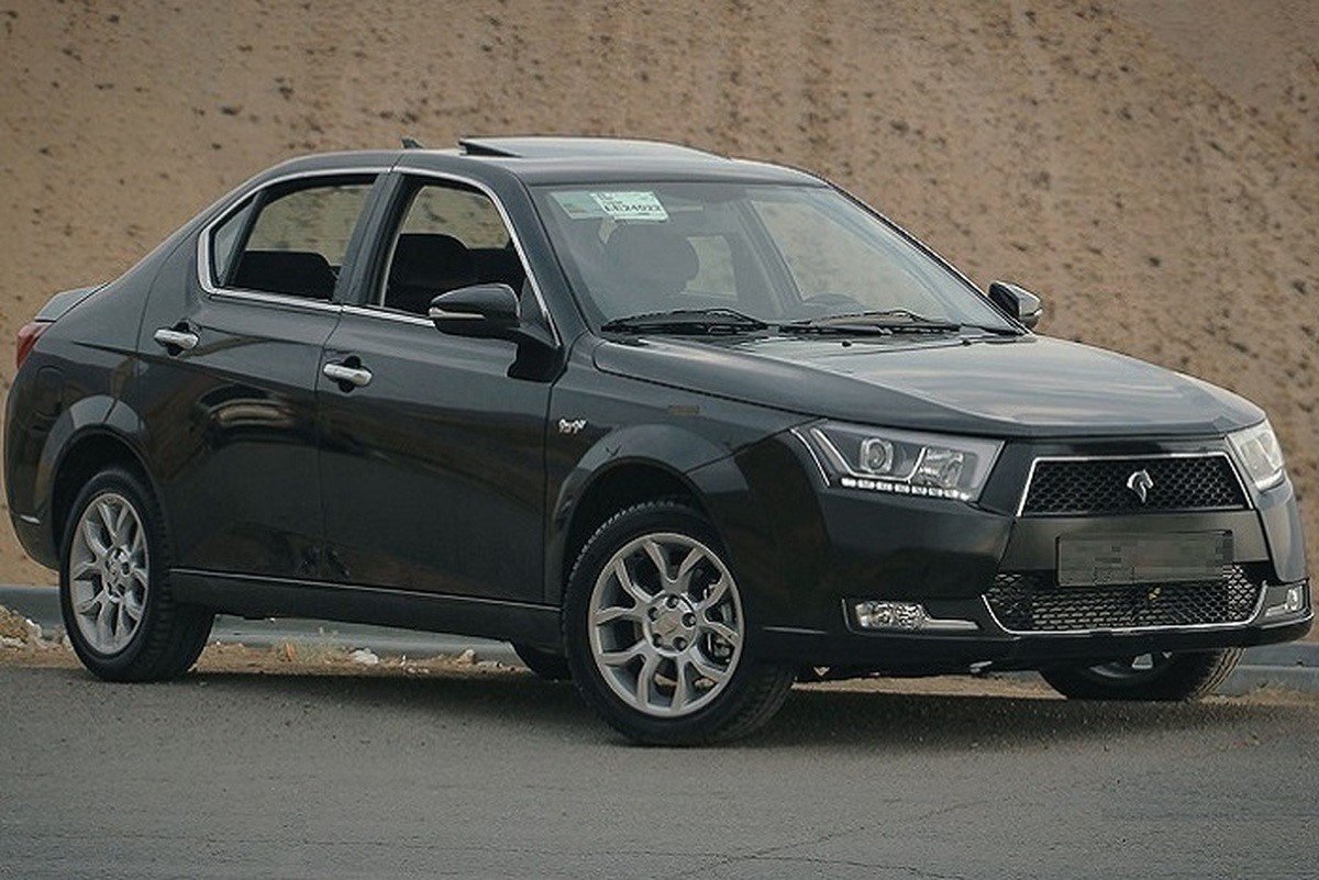 مقایسه خودرو شاهین اتومات و دنا پلاس توربو